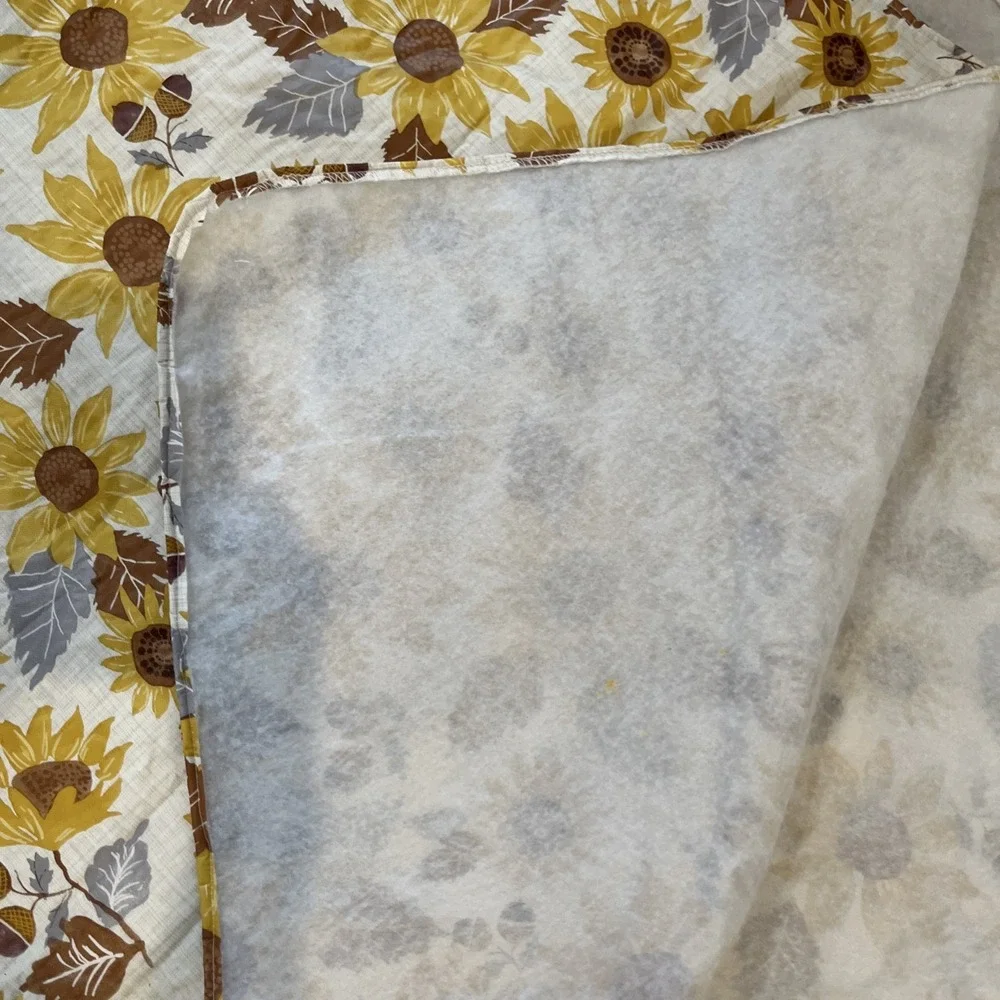 Vintage 70s Fall Tablecloth Acorn Leaves Plastic Coated Rectangular 68x50